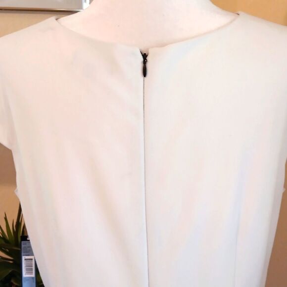 NWT. Tahari ASL Black and White Scalloped Dress. - Picture 11 of 14